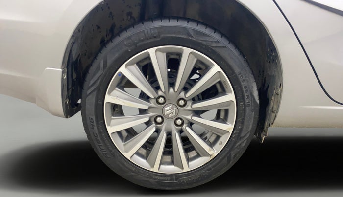 2018 Maruti Ciaz ALPHA 1.5 SHVS PETROL, Petrol, Manual, 53,489 km, Right Rear Wheel