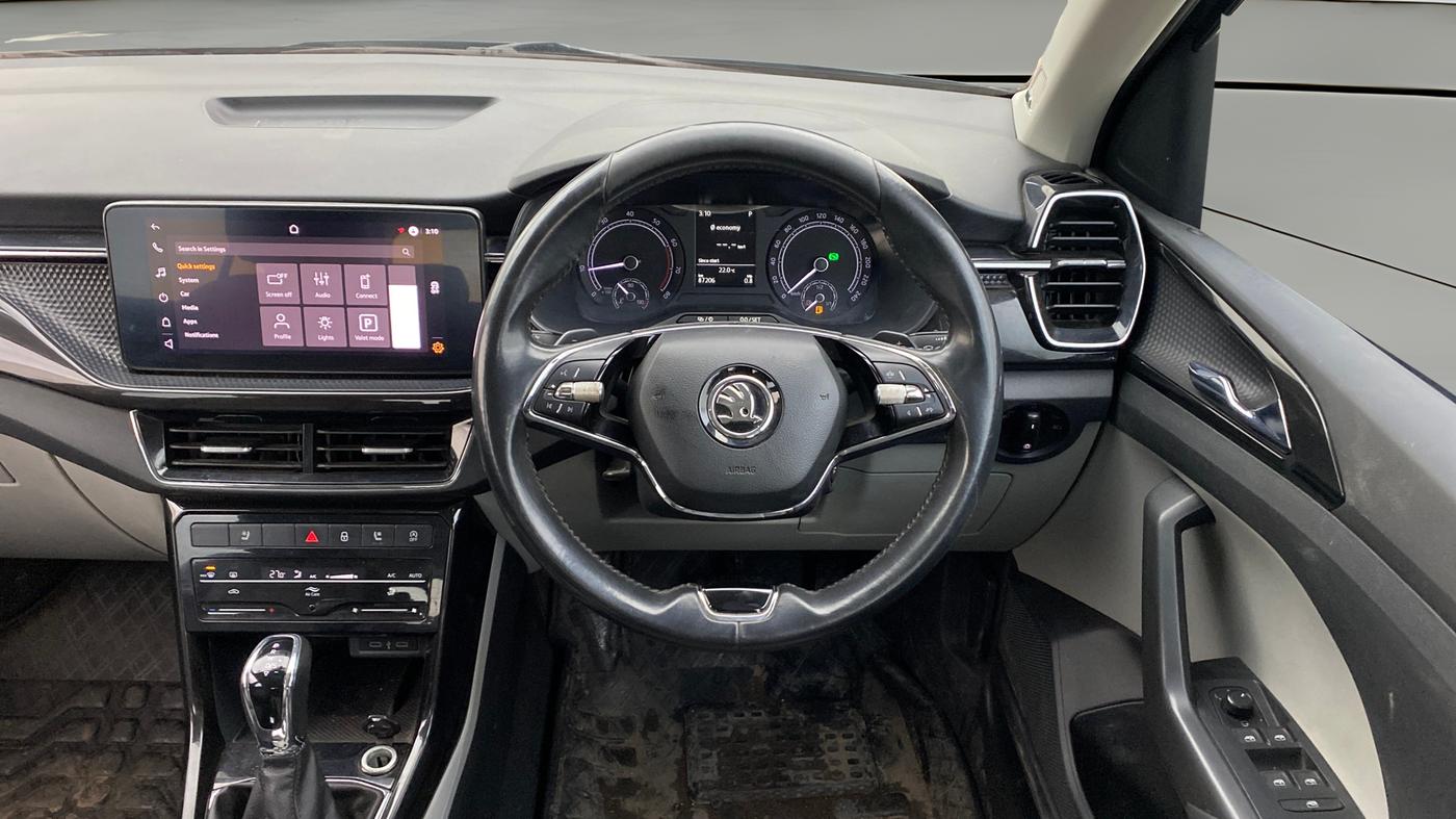 2021 Skoda KUSHAQ STYLE 1.5L TSI DSG, Petrol, Automatic, 87,206 km, Steering Wheel Close Up