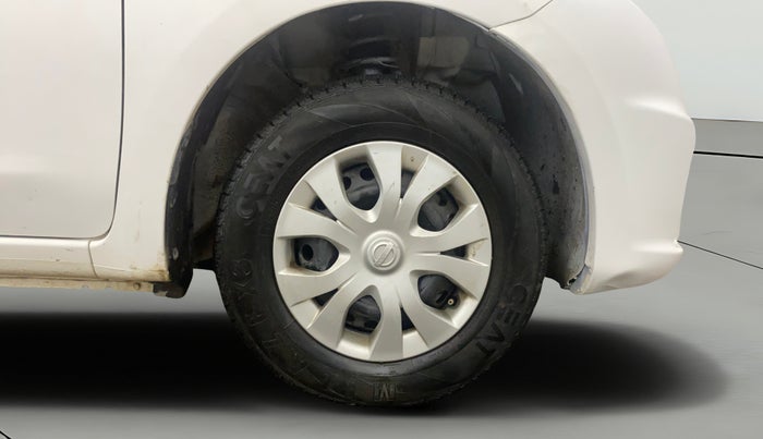 2017 Nissan Micra Active XV, Petrol, Manual, 40,735 km, Right Front Wheel