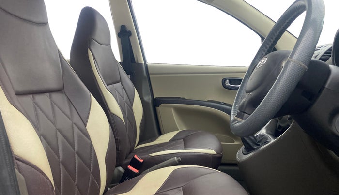 2014 Hyundai i10 SPORTZ 1.1, Petrol, Manual, 31,204 km, Right Side Front Door Cabin