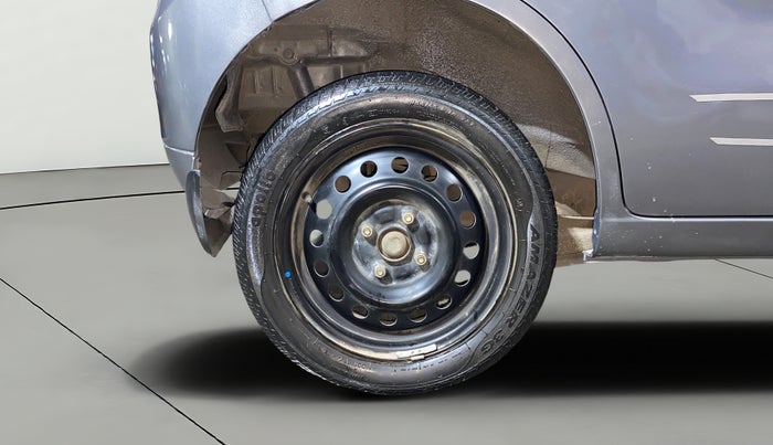 2016 Maruti Wagon R 1.0 VXI, Petrol, Manual, 40,291 km, Right Rear Wheel