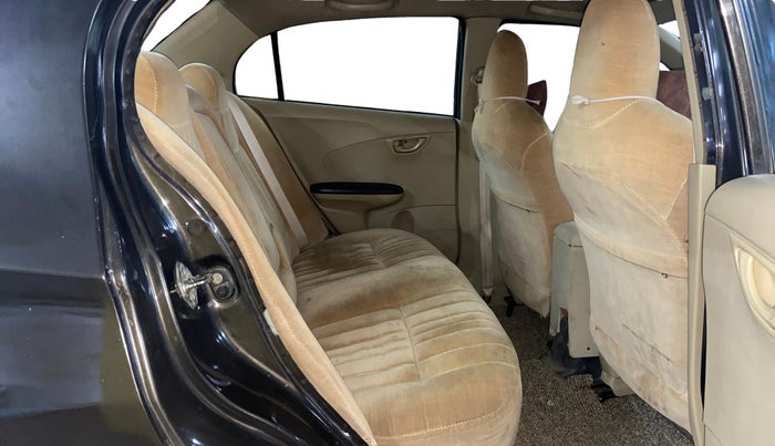 2015 Honda Amaze 1.2L I-VTEC S, CNG, Manual, 72,788 km, Right Side Rear Door Cabin