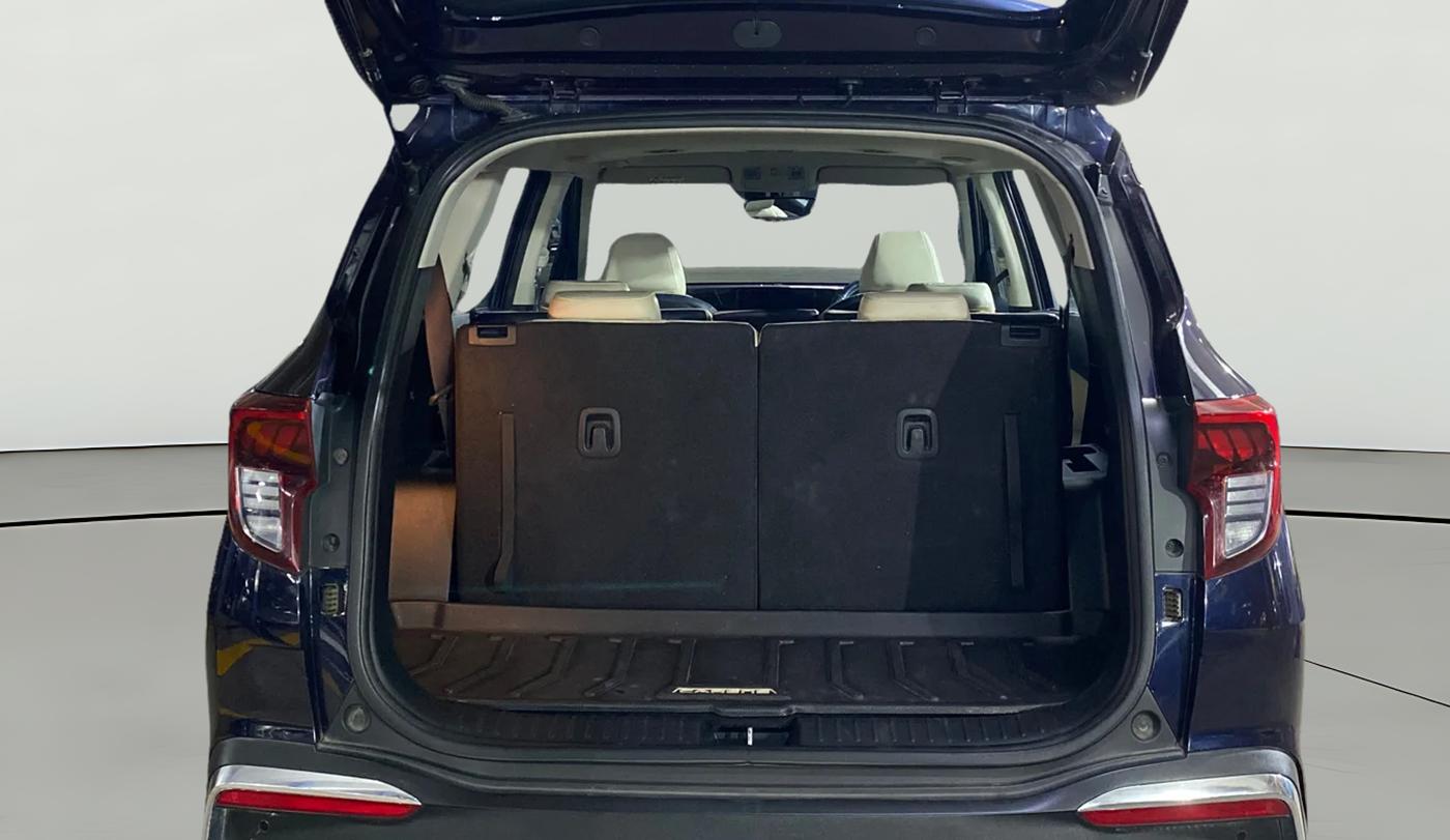 2022 KIA CARENS LUXURY PLUS 1.5 DIESEL AT 7 STR, Diesel, Automatic, 74,424 km, Boot Open Zoomed View