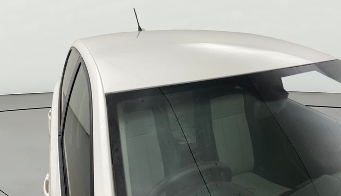 2015 Volkswagen Polo COMFORTLINE 1.2L, Petrol, Manual, 71,767 km, Roof