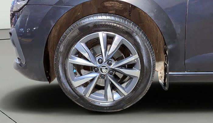 2022 Skoda SLAVIA STYLE 1.0L TSI AT, Petrol, Automatic, 28,140 km, Left Front Wheel