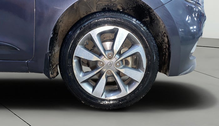 2017 Hyundai Elite i20 ASTA 1.2 (O), Petrol, Manual, 61,688 km, Right Front Wheel