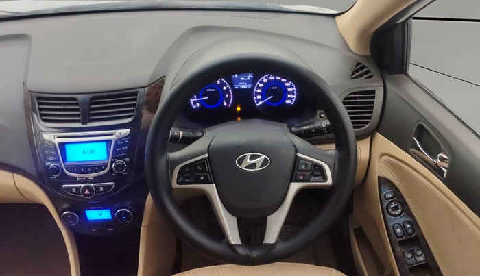 2013 Hyundai Verna FLUIDIC 1.6 VTVT SX, Petrol, Manual, 76,331 km, Steering Wheel Close Up