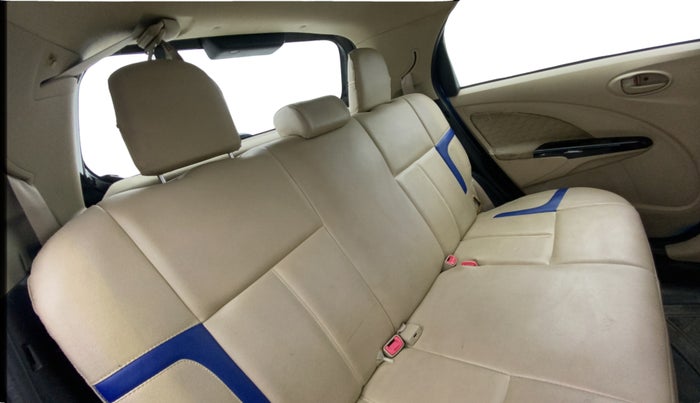 2017 Toyota Etios Liva VX, Petrol, Manual, 46,377 km, Right Side Rear Door Cabin