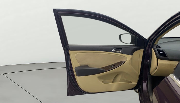 2012 Hyundai Verna FLUIDIC 1.6 VTVT SX, Petrol, Manual, 1,00,626 km, LHS Front Door