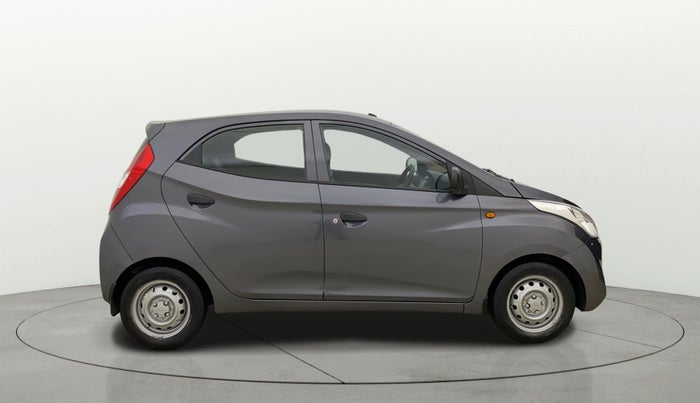 2017 Hyundai Eon ERA +, Petrol, Manual, 30,745 km, Right Side View