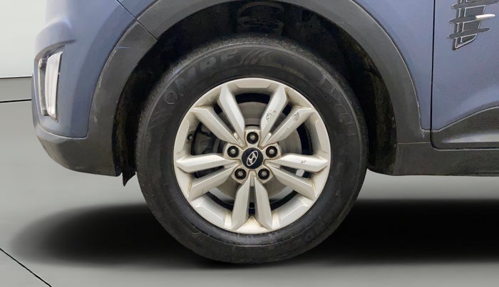 2016 Hyundai Creta SX PLUS 1.6 PETROL, Petrol, Manual, 38,419 km, Left Front Wheel