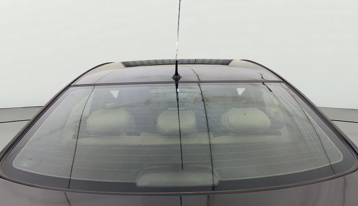 2013 Hyundai Verna FLUIDIC 1.6 CRDI SX, Diesel, Manual, 1,07,728 km, Rear Windshield