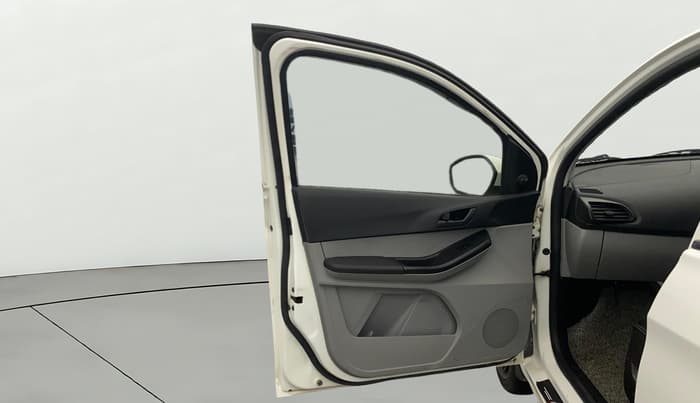 2023 Tata Tiago XM CNG, CNG, Manual, 23,744 km, LHS Front Door