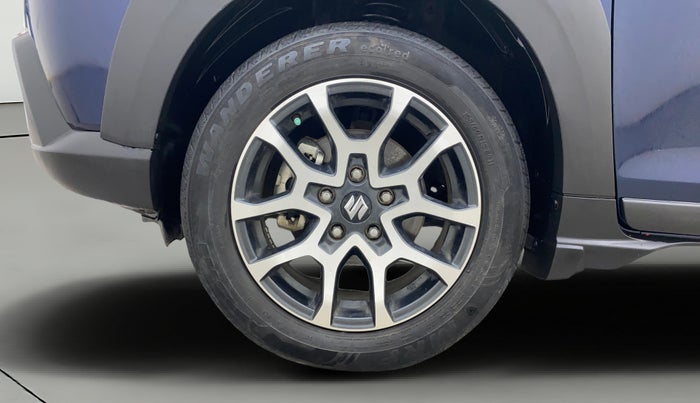 2022 Maruti XL6 ALPHA MT, Petrol, Manual, 62,851 km, Left Front Wheel