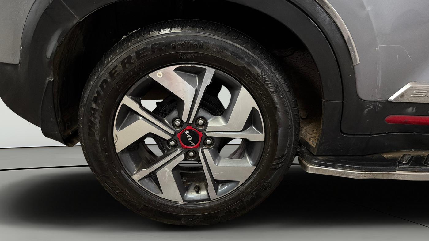2022 KIA SONET GTX PLUS 1.0 IMT, Petrol, Manual, 65,829 km, Right Rear Wheel