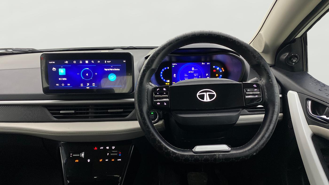 2024 Tata NEXON CREATIVE+ DCA 1.2 PETROL, Petrol, Automatic, 26,759 km, Steering Wheel Close Up