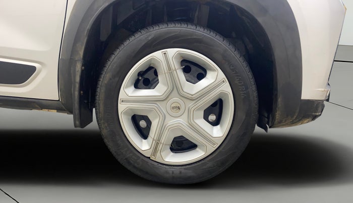 2021 Renault Kiger RXE MT, Petrol, Manual, 31,387 km, Right Front Wheel