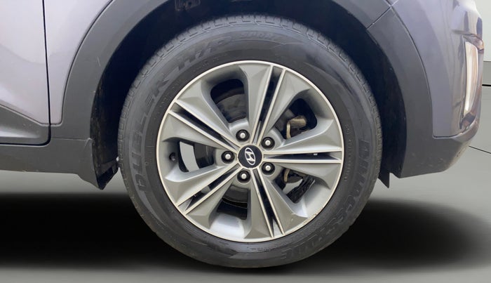 2017 Hyundai Creta SX PLUS AT 1.6 PETROL, Petrol, Automatic, 1,13,645 km, Right Front Wheel