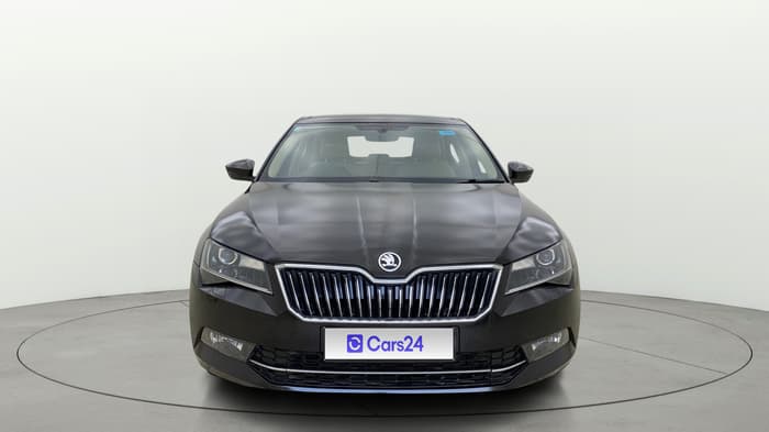 2018 Skoda Superb STYLE 1.8 TSI AT, Petrol, Automatic, 85,662 km, Front