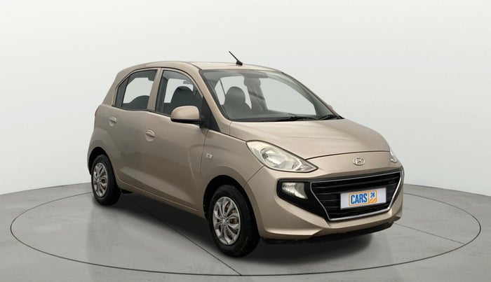2019 Hyundai NEW SANTRO MAGNA, Petrol, Manual, 60,680 km, Right Front Diagonal