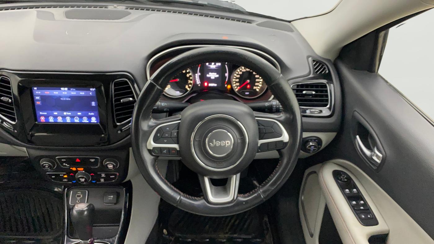 2017 Jeep Compass LIMITED 1.4 PETROL AT, Petrol, Automatic, 84,607 km, Steering Wheel Close Up