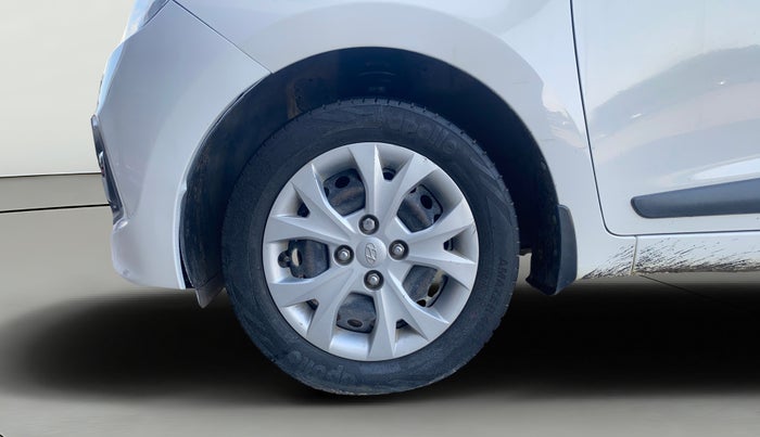 2014 Hyundai Grand i10 SPORTZ 1.2 KAPPA VTVT, Petrol, Manual, 87,032 km, Left Front Wheel