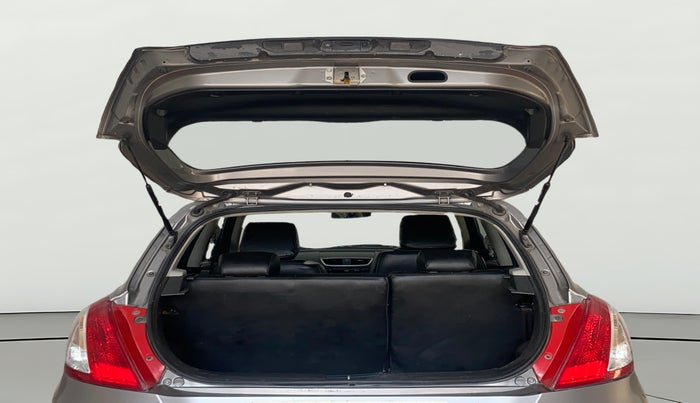 2015 Maruti Swift ZDI, Diesel, Manual, 1,49,958 km, Boot Door Open