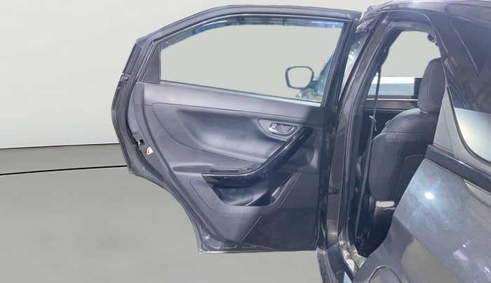 2024 Tata NEXON FEARLESS + SUNROOF DUAL TONE 1.2 PETROL, Petrol, Manual, 4,075 km, LHS Rear Door