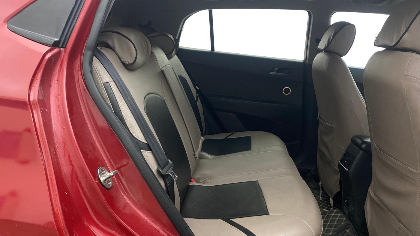 2017 Hyundai Creta S 1.4 DIESEL, Diesel, Manual, 1,08,706 km, Right Side Rear Door Cabin