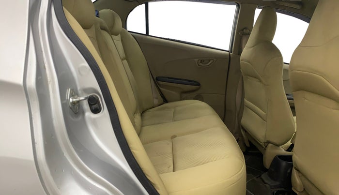 2013 Honda Amaze 1.2L I-VTEC S, CNG, Manual, 1,44,183 km, Right Side Rear Door Cabin
