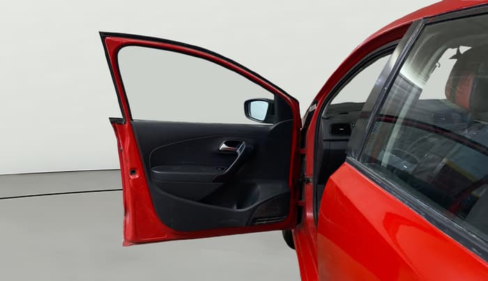2014 Volkswagen Polo COMFORTLINE 1.2L PETROL, Petrol, Manual, 1,06,944 km, LHS Front Door