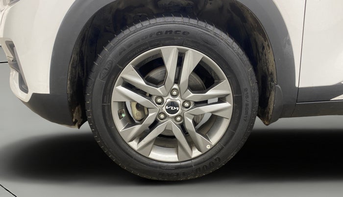 2023 KIA SELTOS HTX PETROL 1.5, Petrol, Manual, 29,874 km, Left Front Wheel