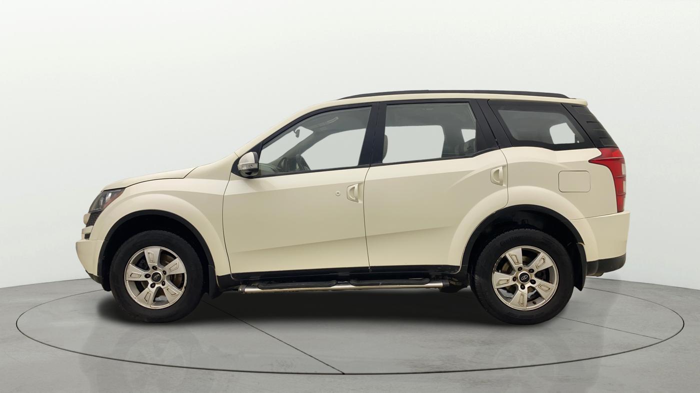 2012 Mahindra XUV500 W8 AWD, Diesel, Manual, 1,23,111 km, Left Side