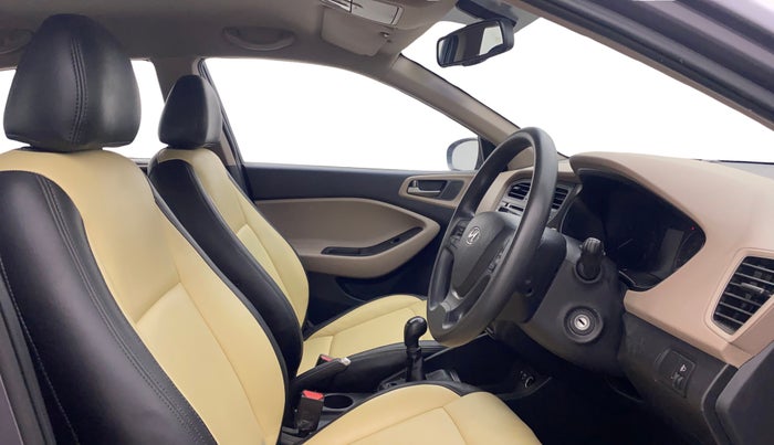 2015 Hyundai Elite i20 SPORTZ 1.2, Petrol, Manual, 71,476 km, Right Side Front Door Cabin