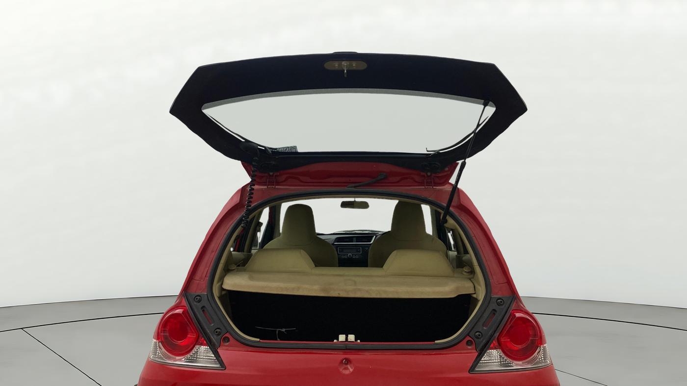 2016 Honda Brio S MT, Petrol, Manual, 61,068 km, Boot Door Open