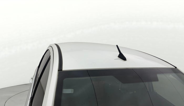 2016 Tata Tiago XZ PETROL, Petrol, Manual, 1,32,579 km, Roof