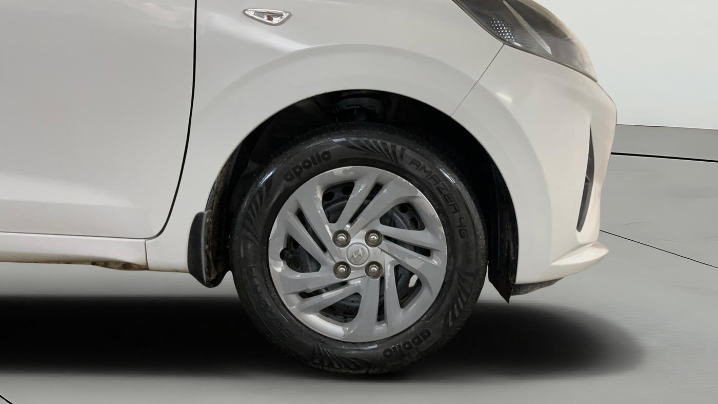 2020 Hyundai AURA S 1.2, Petrol, Manual, 30,783 km, Right Front Wheel