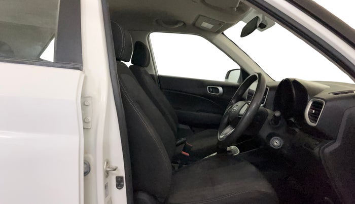 2021 Hyundai VENUE S 1.2, Petrol, Manual, 34,800 km, Right Side Front Door Cabin