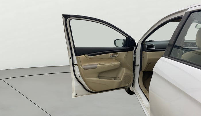 2017 Maruti Ciaz DELTA DIESEL 1.3, Diesel, Manual, 65,617 km, LHS Front Door