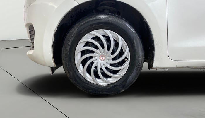 2022 Maruti Swift VXI AMT, Petrol, Automatic, 36,634 km, Left Front Wheel