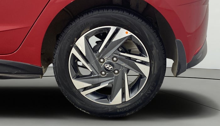 2022 Hyundai NEW I20 ASTA (O) 1.2 MT, Petrol, Manual, 11,299 km, Left Rear Wheel