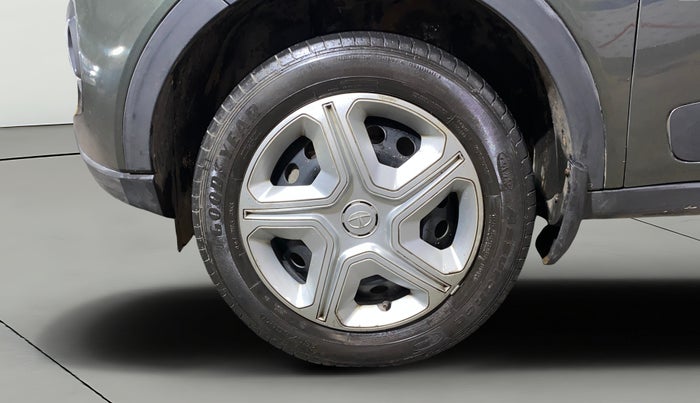 2022 Tata NEXON XM PETROL, Petrol, Manual, 60,326 km, Left Front Wheel