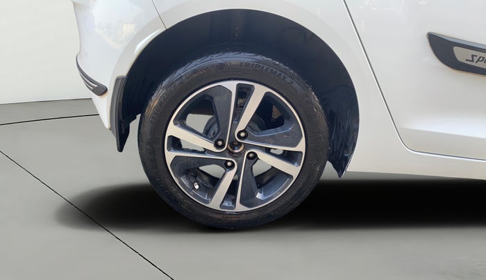 2022 Tata ALTROZ XZ PLUS PETROL, Petrol, Manual, 48,172 km, Right Rear Wheel