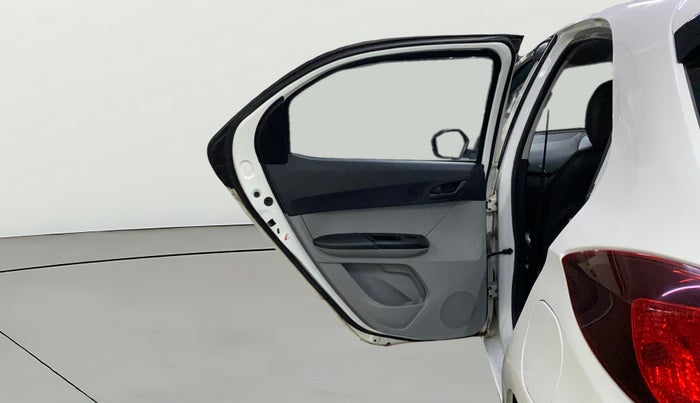 2022 Tata Tiago XT CNG, CNG, Manual, 14,186 km, LHS Rear Door