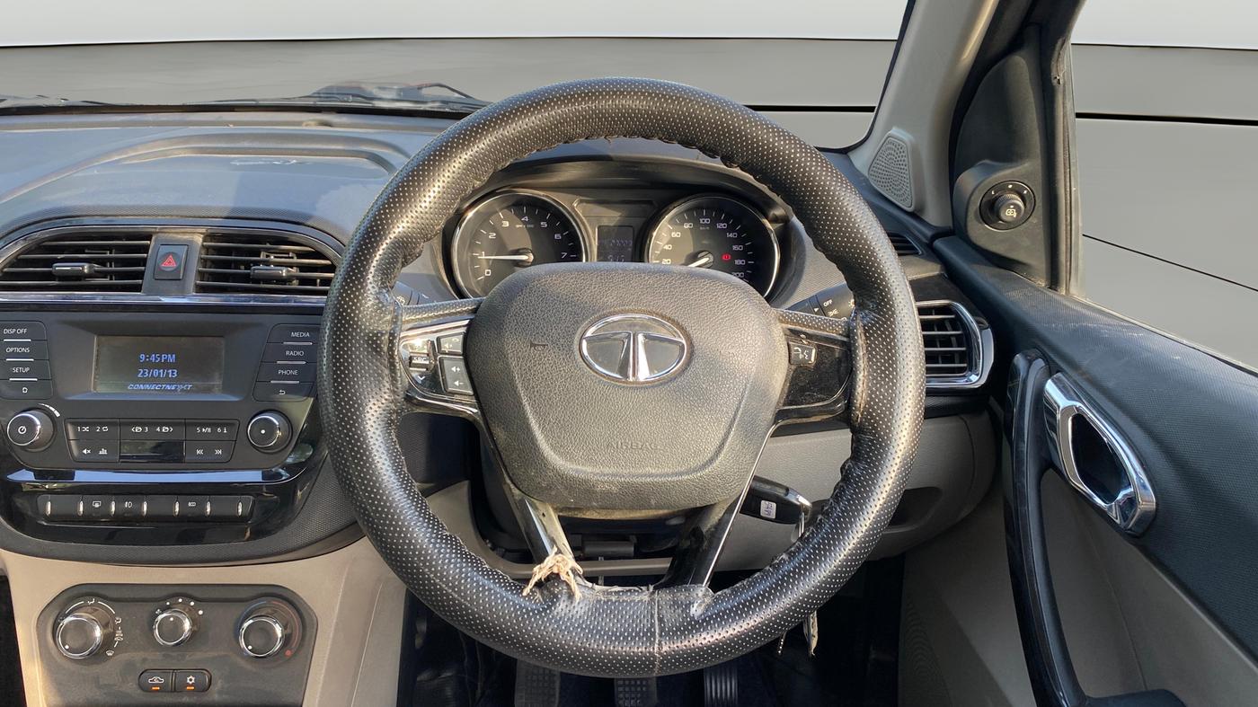 2018 Tata Tiago XZ PETROL, Petrol, Manual, 27,226 km, Steering Wheel Close Up