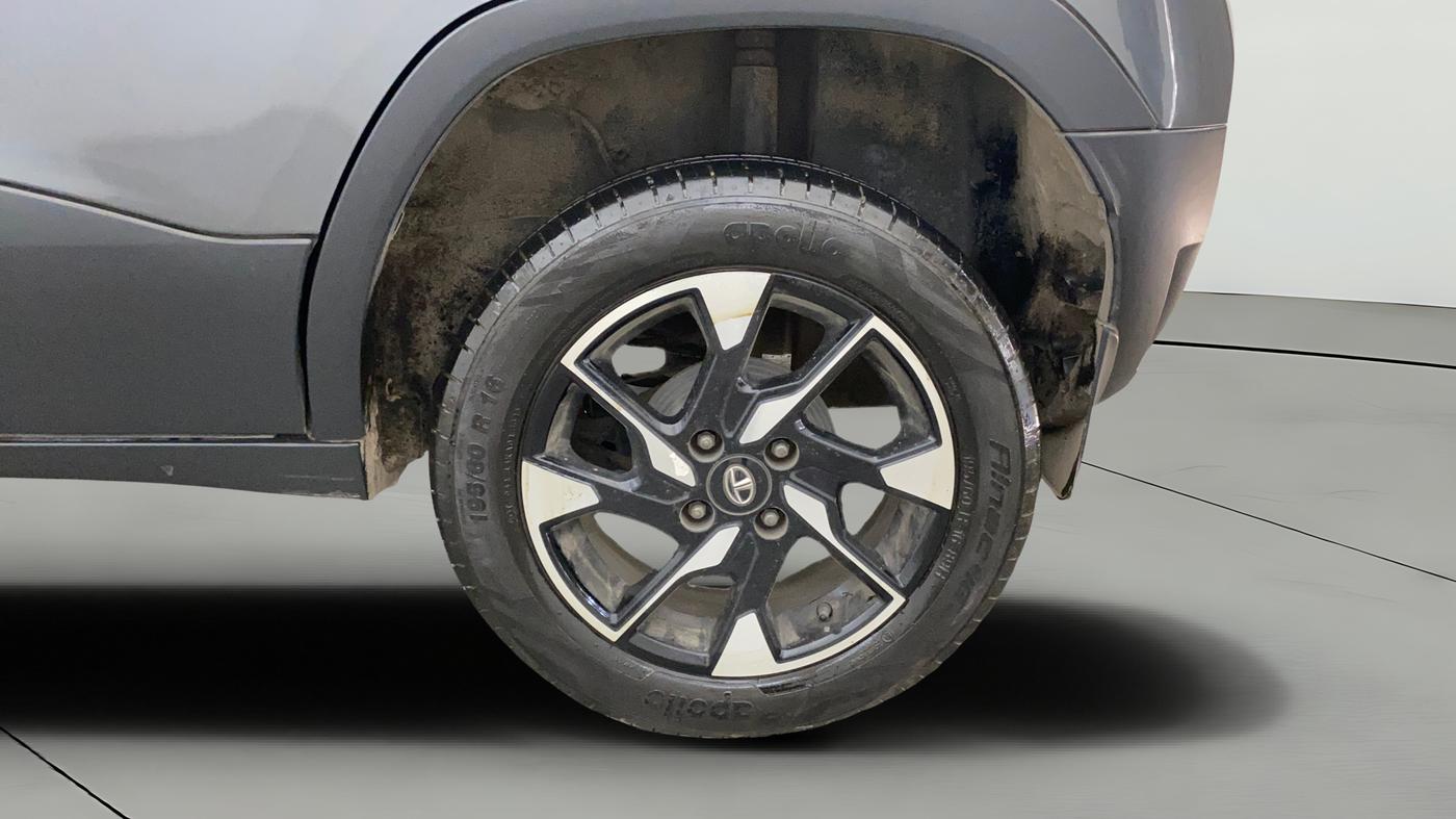 2021 Tata PUNCH CREATIVE  AMT, Petrol, Automatic, 69,002 km, Left Rear Wheel