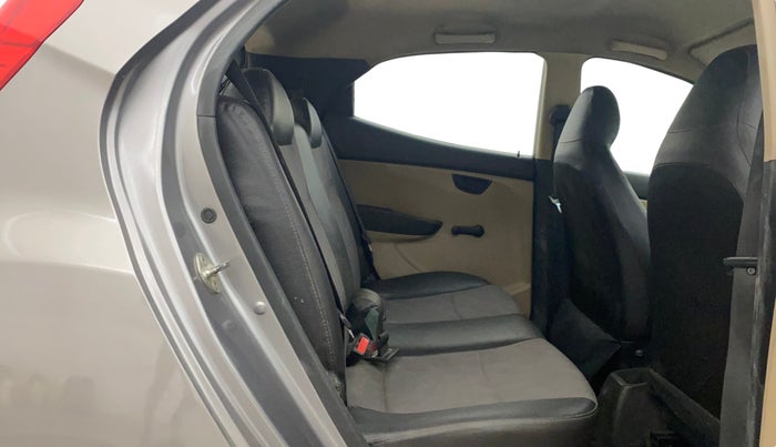 2013 Hyundai Eon MAGNA +, Petrol, Manual, 93,032 km, Right Side Rear Door Cabin