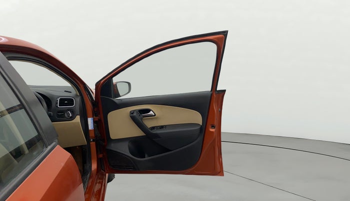 2015 Volkswagen Polo HIGHLINE1.2L, Petrol, Manual, 34,082 km, RHS Front Door