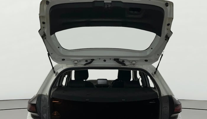 2021 Tata ALTROZ XZ PETROL, Petrol, Manual, 32,697 km, Boot Door Open