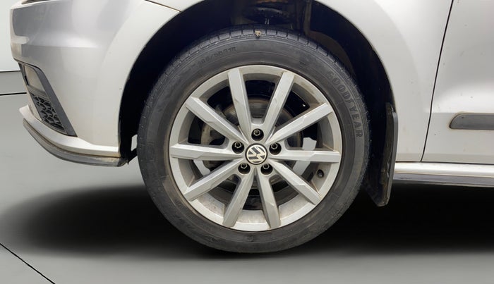 2022 Volkswagen Polo HIGHLINE PLUS 1.0L TSI, Petrol, Manual, 32,468 km, Left Front Wheel